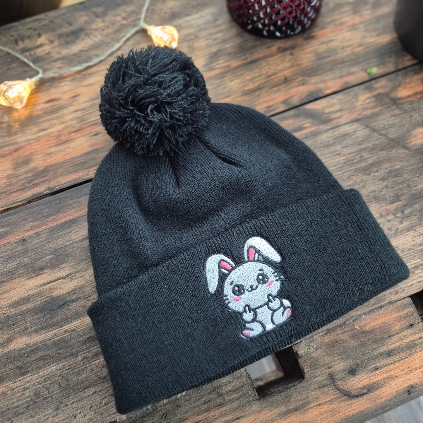 Bommelmütze - Pom Pom Beanie / Mützen Mittelfinger Tiere - Lustiges Statement Accessoire